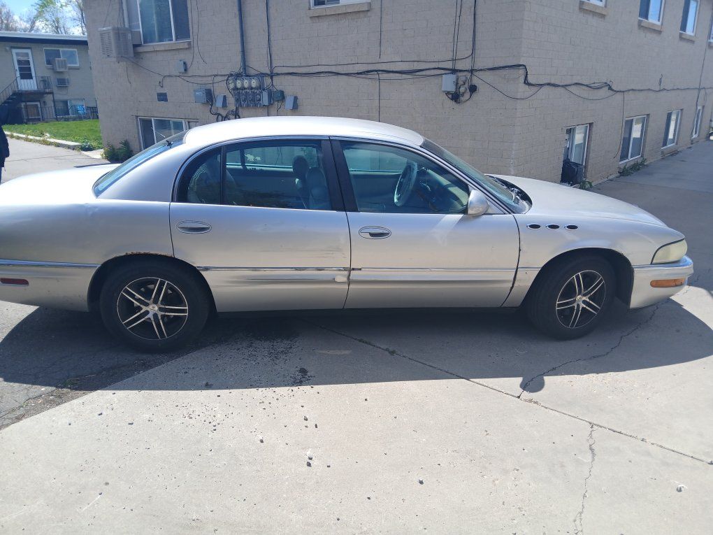 2005 BUICK PARK AVENUE Base
