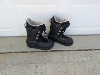 Burton Tribute Snowboard Boots -Size 12