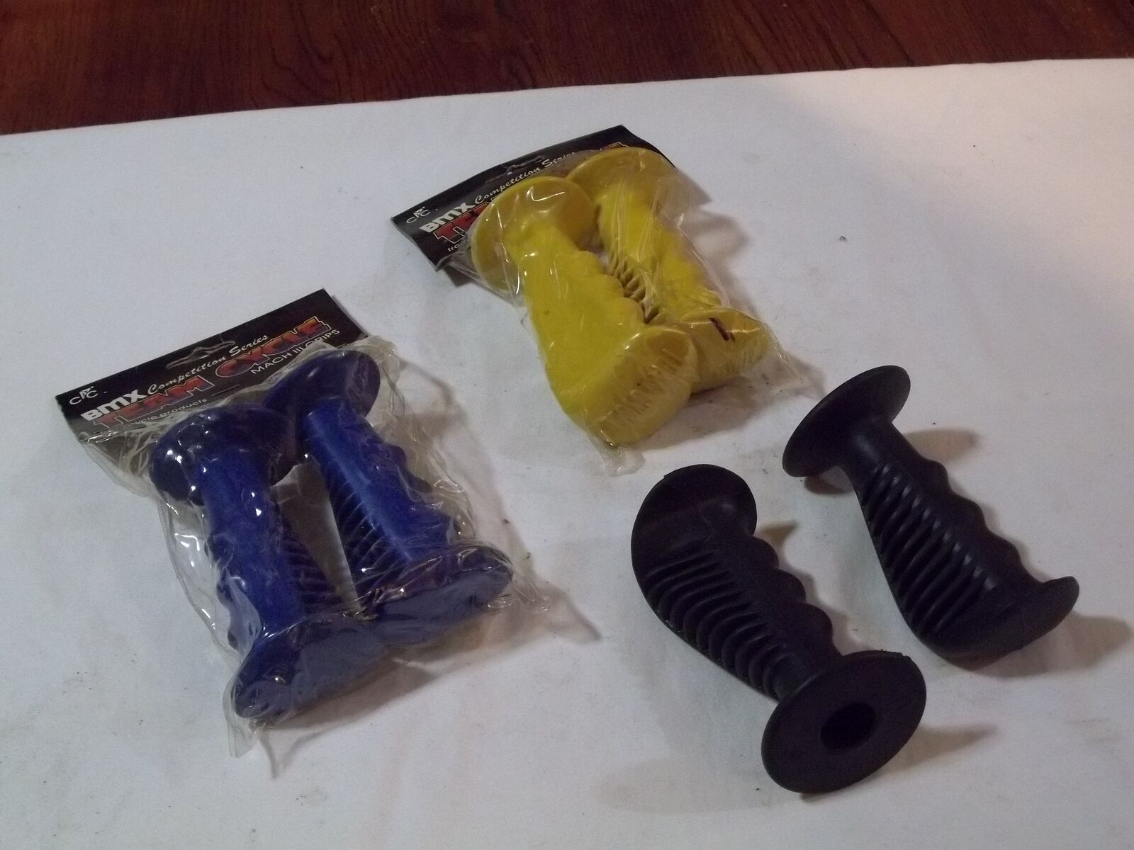 New Old School 70s/80s BMX  handle bar grips