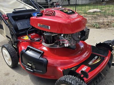 Toro Personal pace lawnmower w electric start!