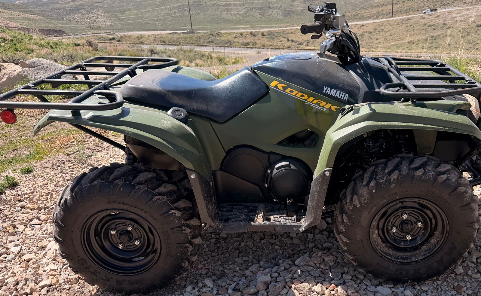 2024 Yamaha Kodiak 700 4x4 with Plow
