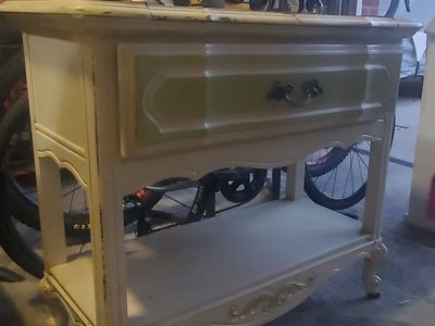 Server for kitchen