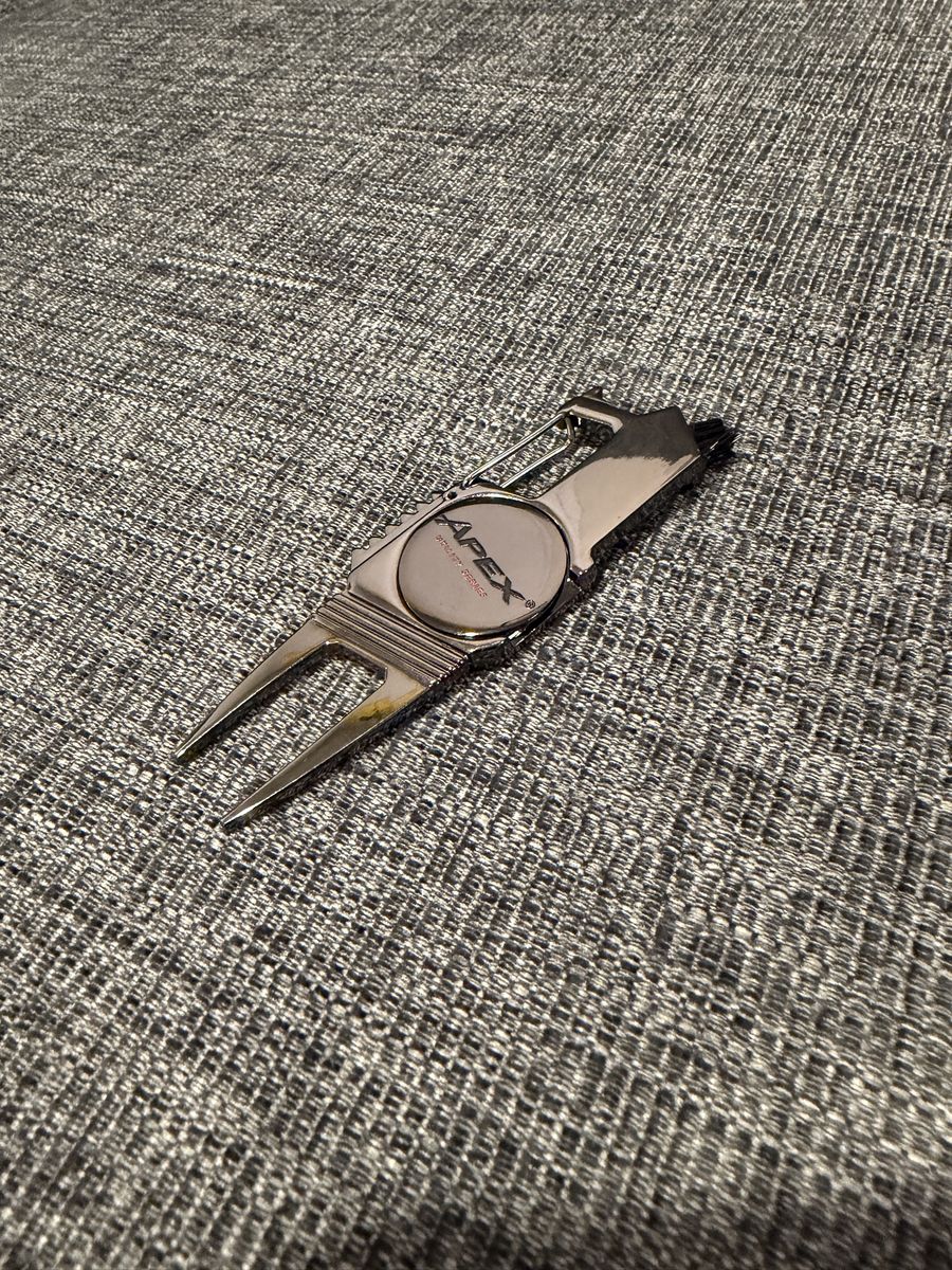 Callaway Apex Golf Multi Tool - Divot, Cleaner, Ball Marker