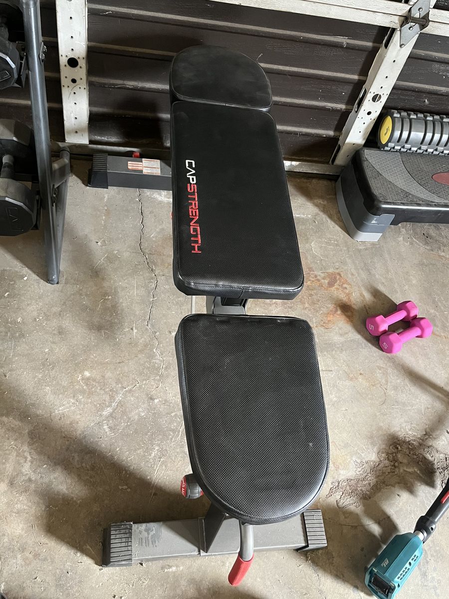 CAP Adjustable Bench