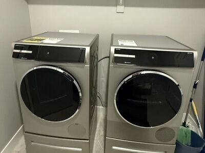 BRAND NEW Bosch Series 800 Washer And Dryer