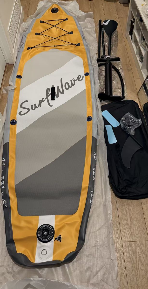Brand new 11ft paddle board
