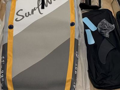 Brand new 11ft paddle board