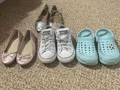 Girls shoes sizes 12, 13, 1