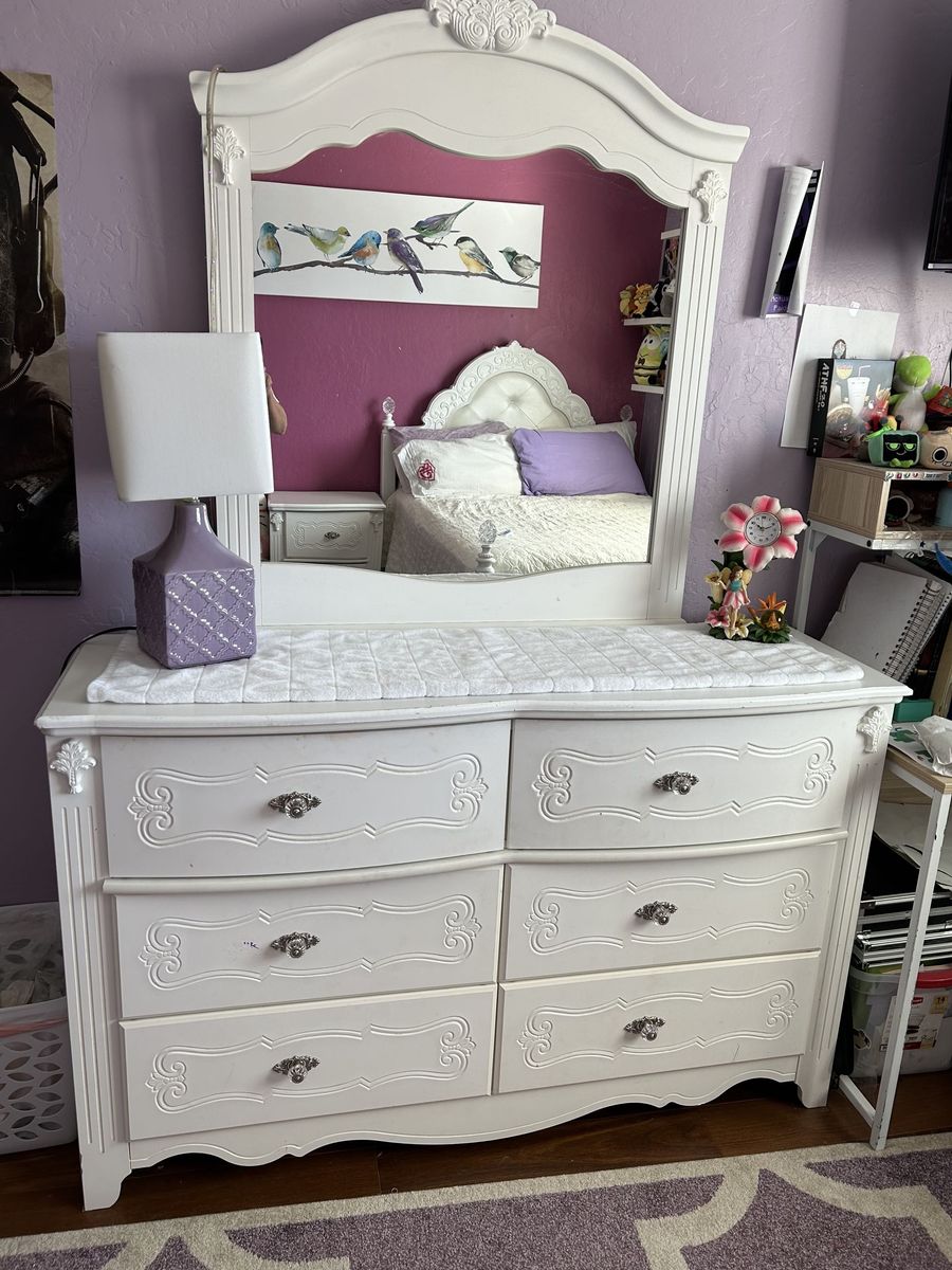 Ashley Princess Bedroom set