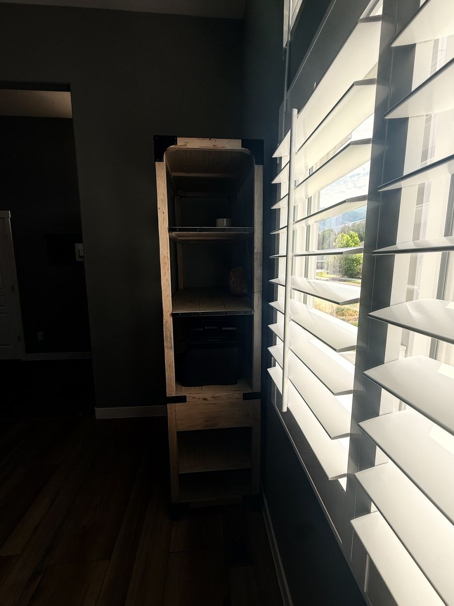 Main image 3