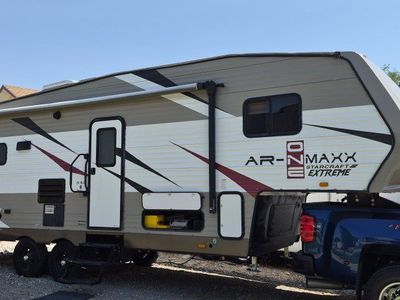 Starcraft AR-One Maxx Extreme 5th Wheel Travel Trailer