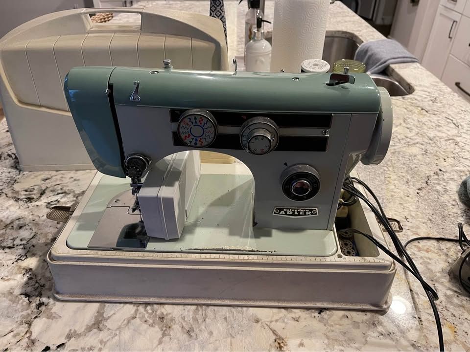Retro Belvedere Adler sewing machine works excellent