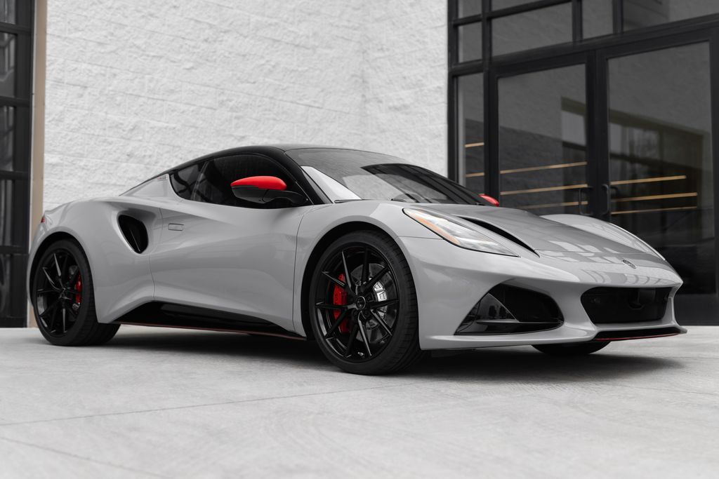 2026 Lotus Emira Turbo SE