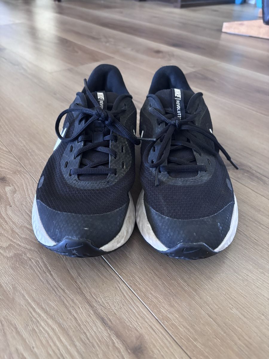 Nike Revolution 5 Running Shoes - Black & White - Women's Size 6.5Y