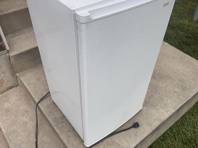 Kenmore mini fridge