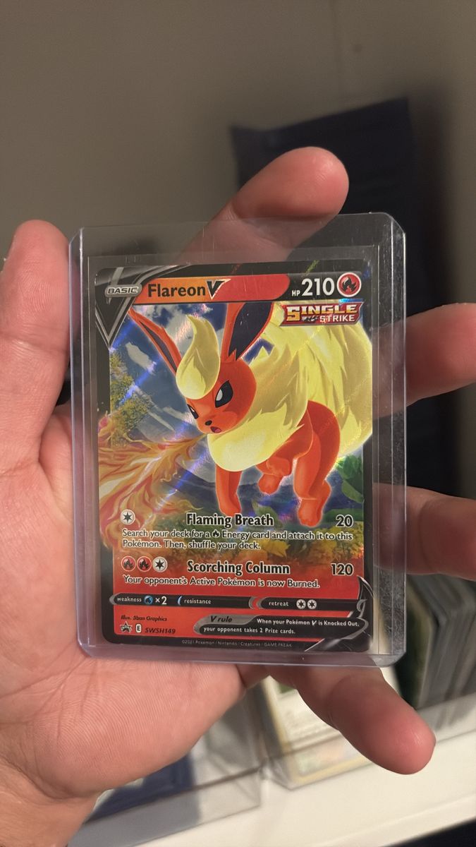 Pokemon Flareon V SWSH189 Single Strike Holo Rare Trading Card TCG Fire Type