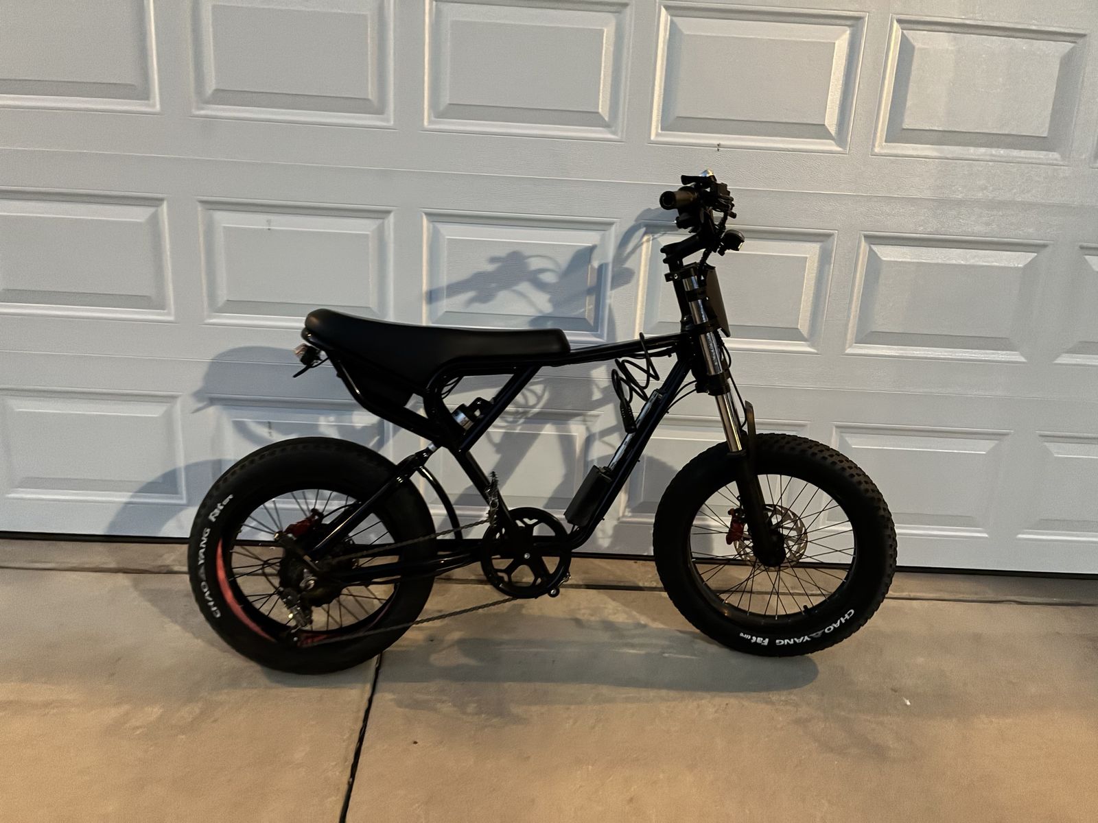 Electric Bike Black - Fat Tire Cruiser E-Bike ridstar q20