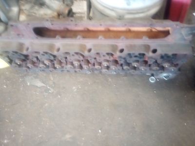 Used Engine Cylinder Head - Unspecified Model/Make - Automotive Engine Part 06 Dodge ram 5.9