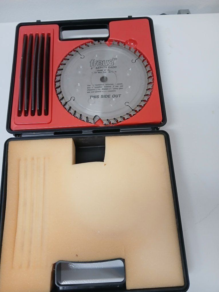 Freud Dado Blade