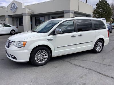2012 Chrysler Town and Country Limited
