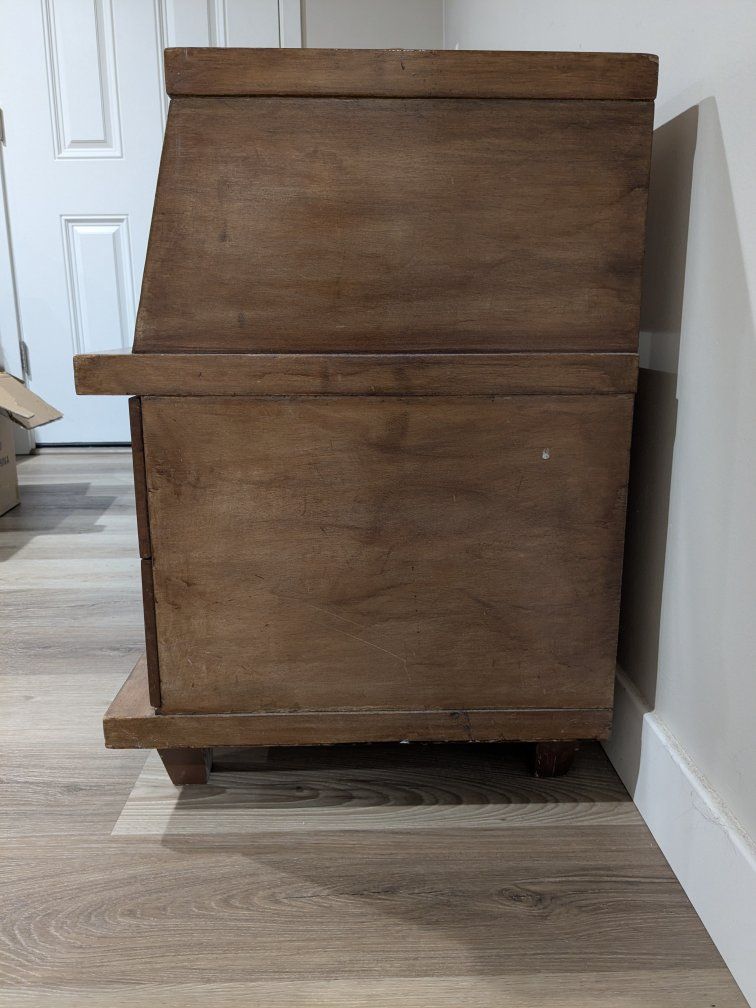 Main image 5
