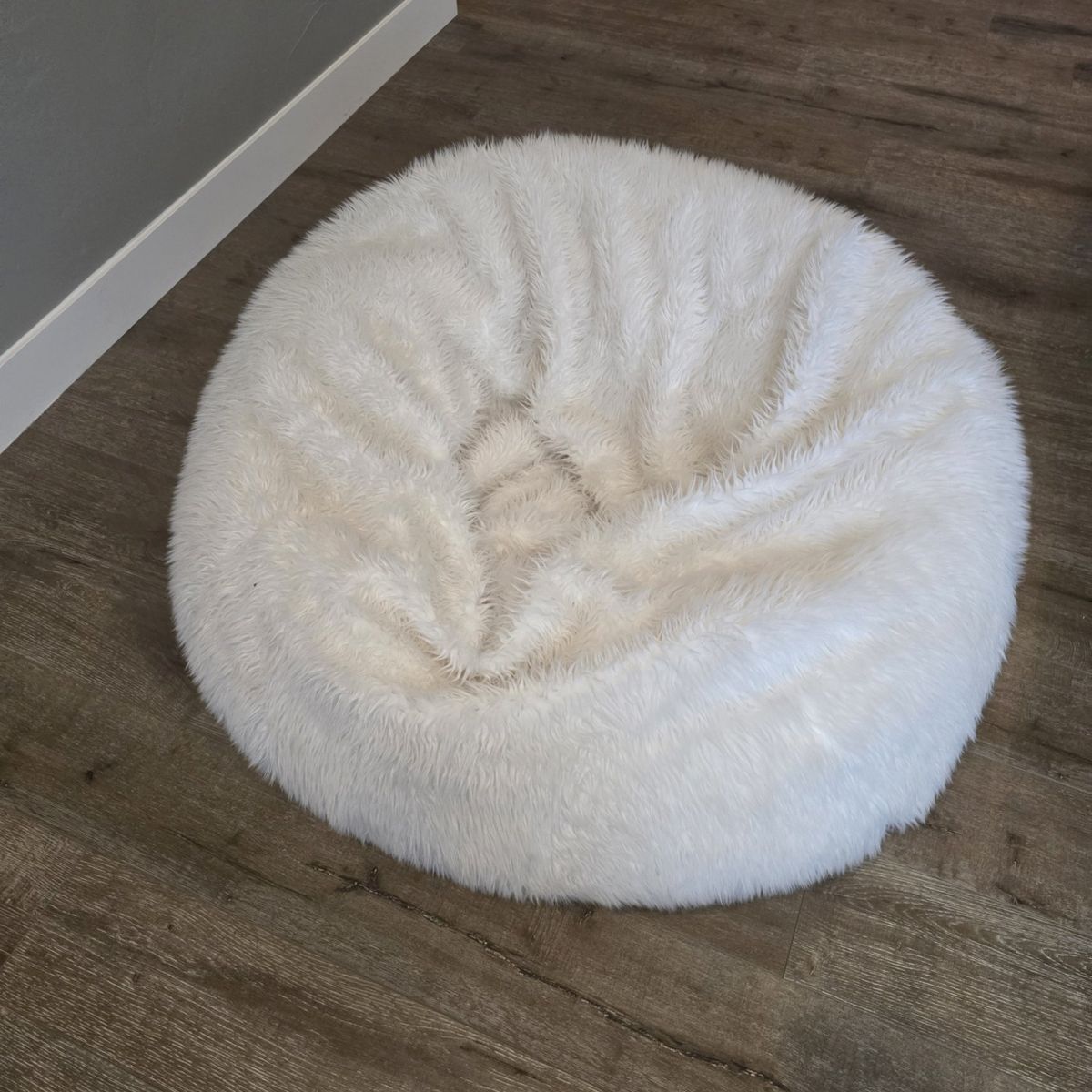 White Faux Fur Bean Bag Chair - Cozy Seating for Any Room