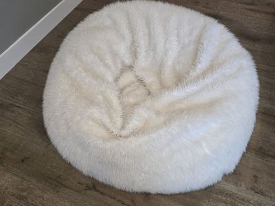 White Faux Fur Bean Bag Chair - Cozy Seating for Any Room