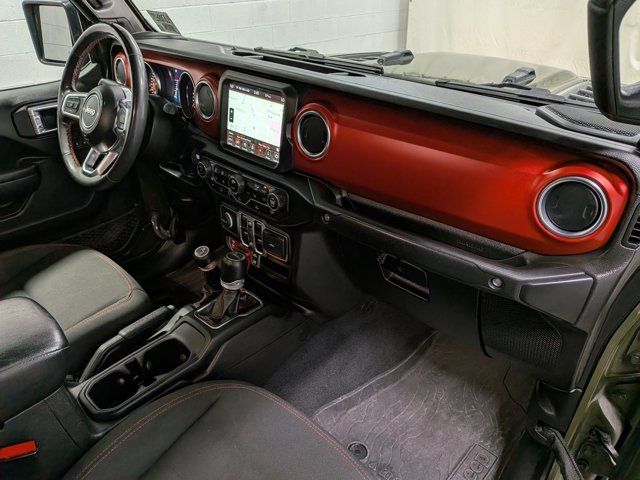 Main image 33