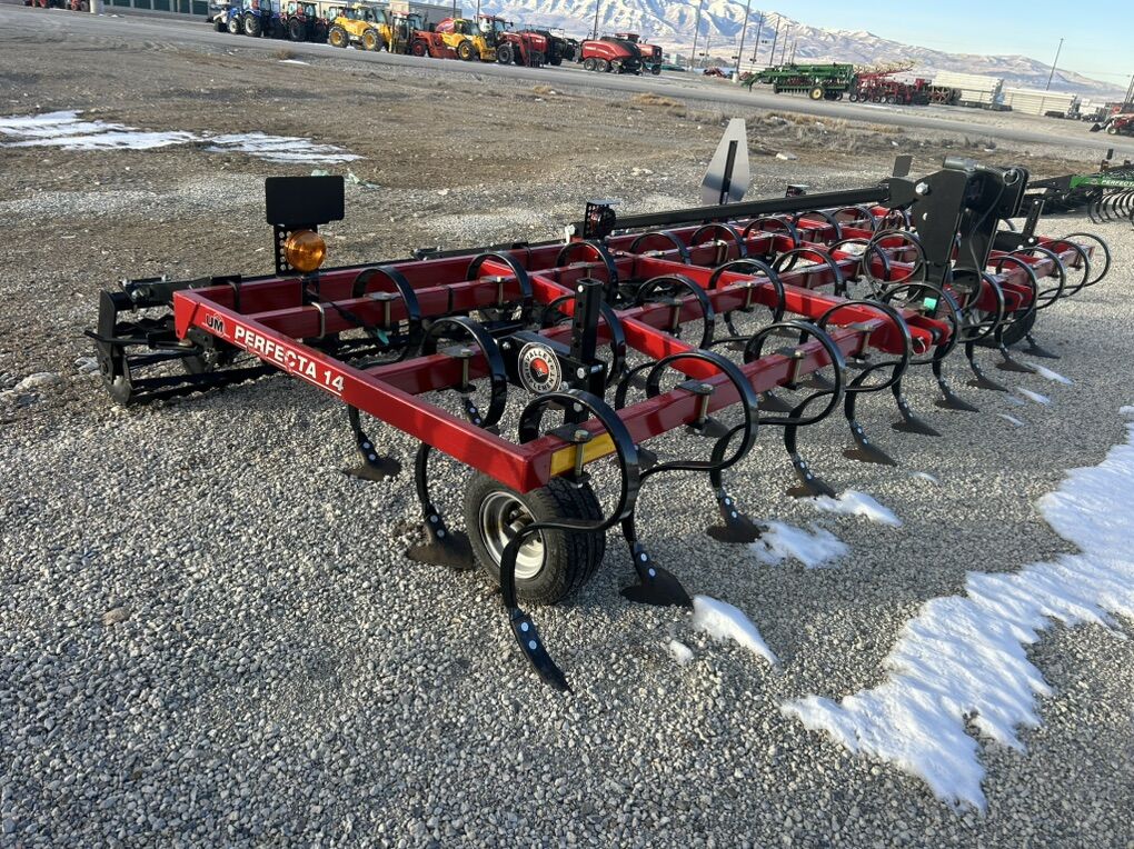 Field Cultivator