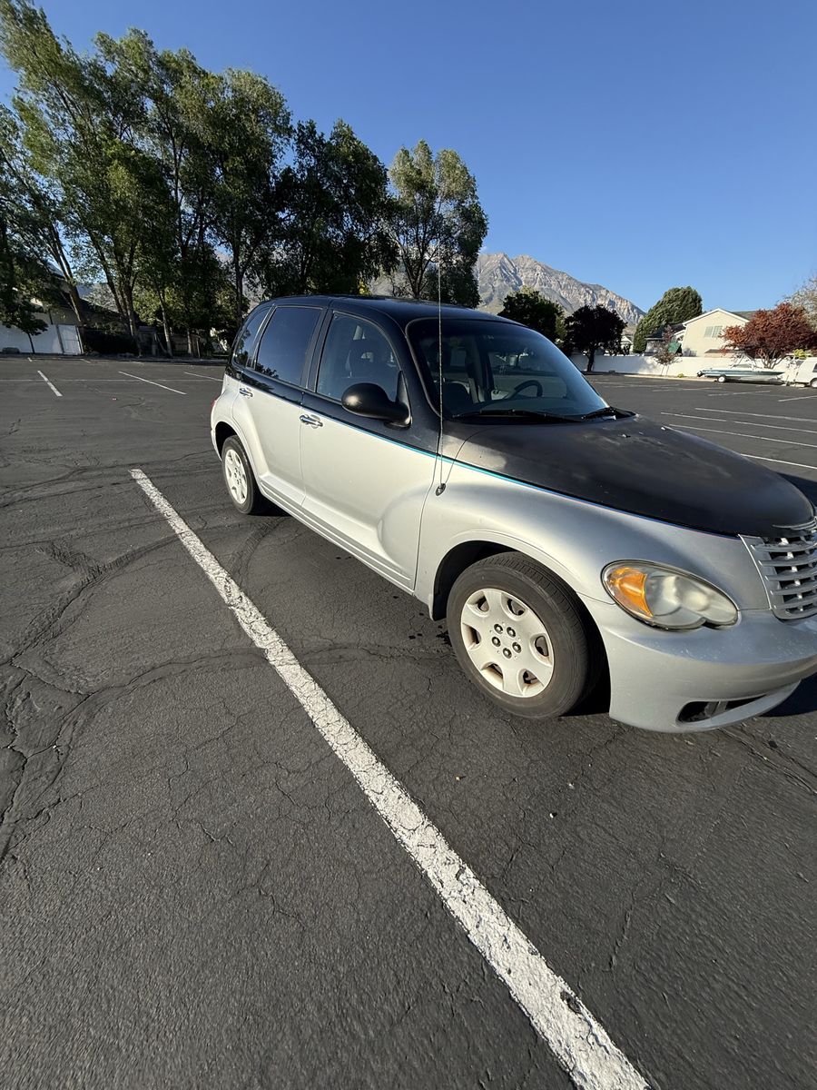 2008 Chrysler PT Cruiser Base