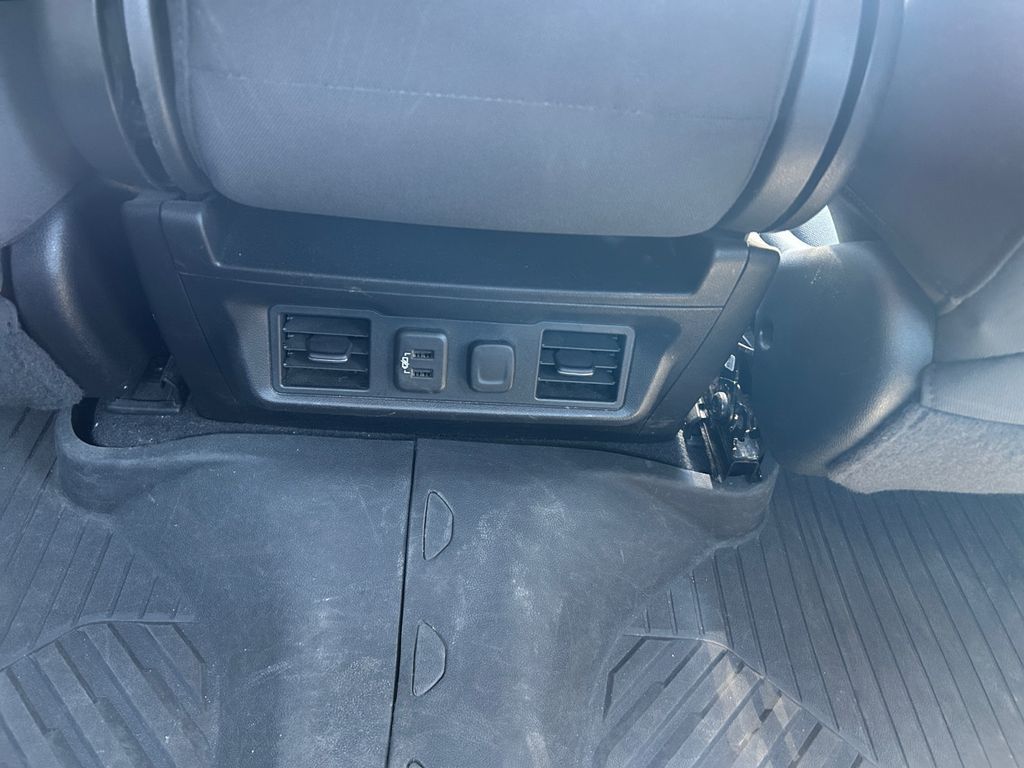 Main image 30