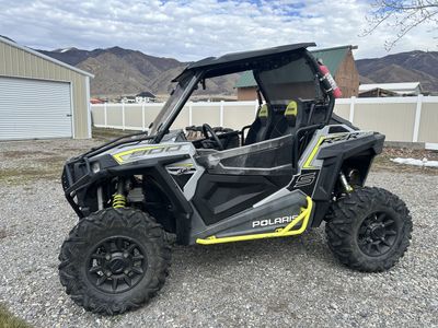 2018 RZR 900S