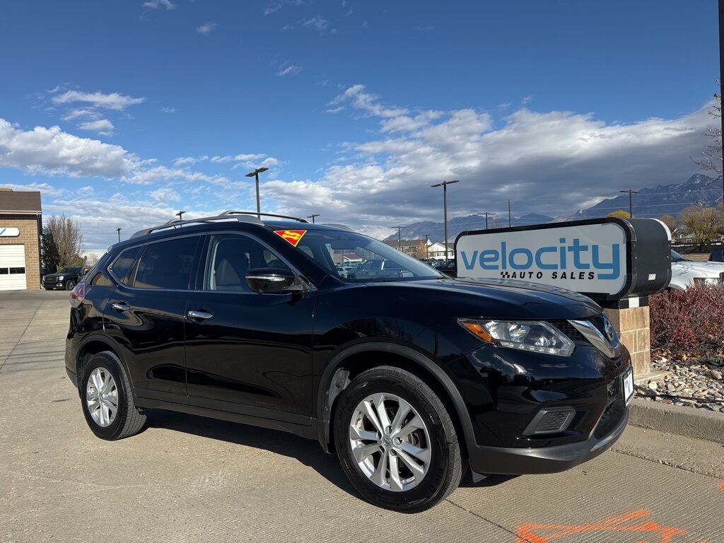2015 NISSAN ROGUE SV