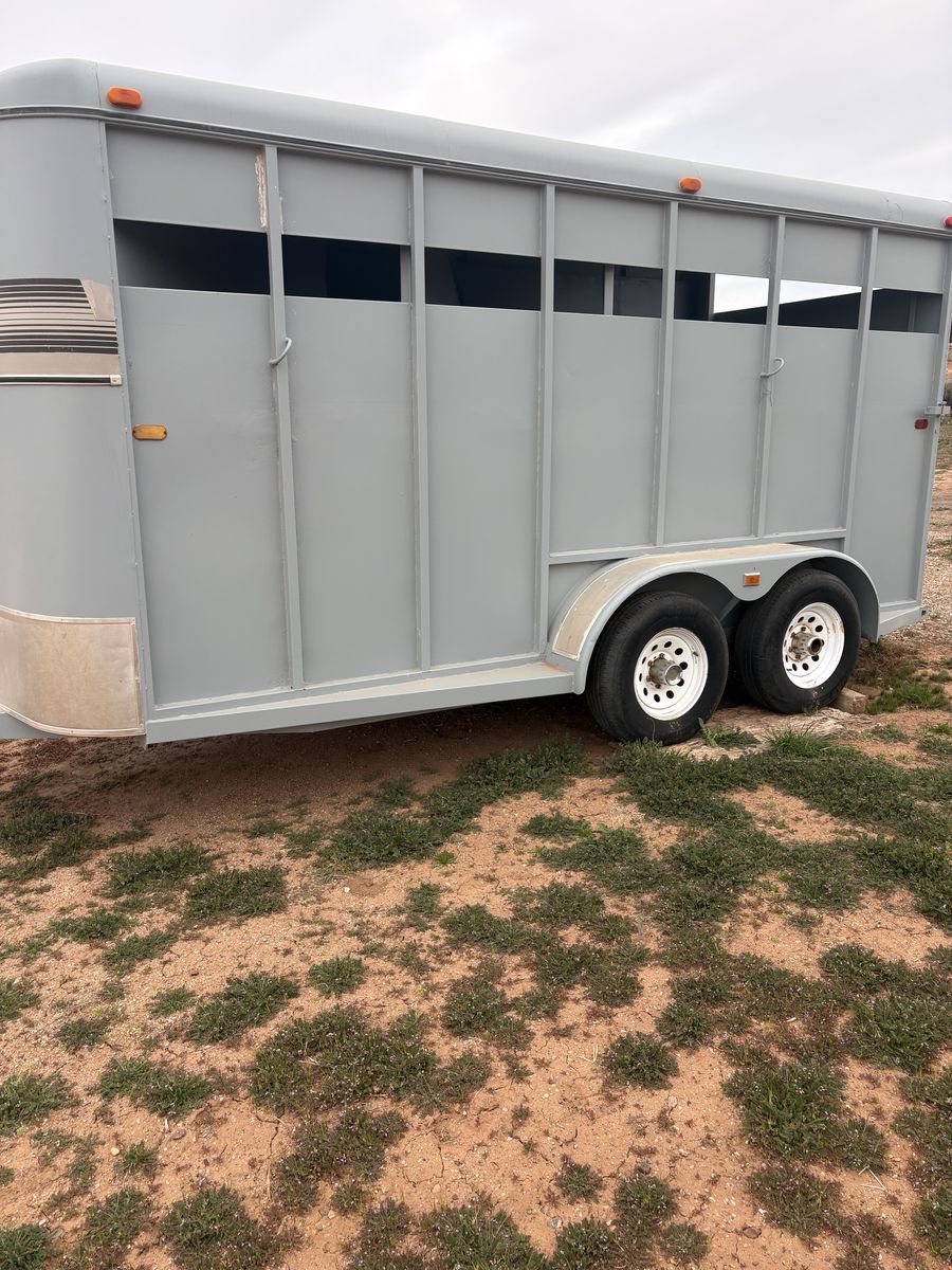 Trails West 3-Horse Trailer