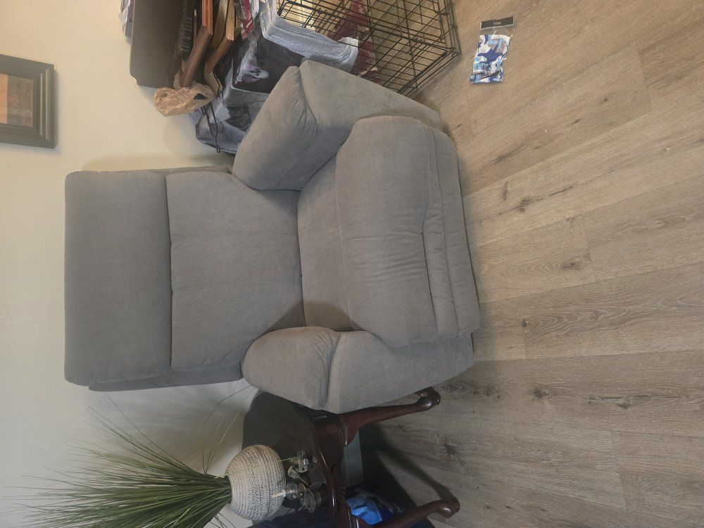 Comfy Grey fabric recliner