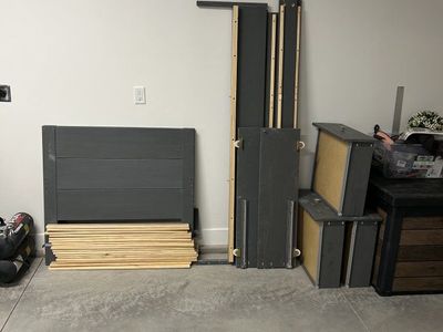 bed frame/trundle/free