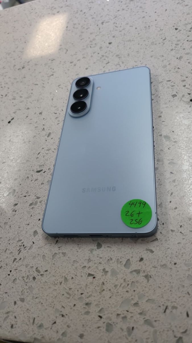 Samsung Galaxy S26 Plus 5G-256GB- Unlocked