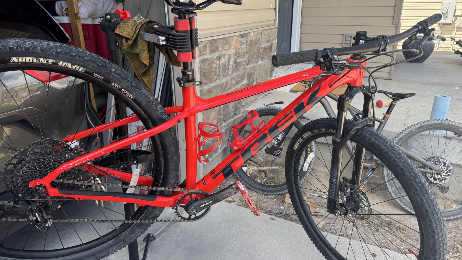 Trek Marlin 8 Red Hardtail Mountain Bike Size M!