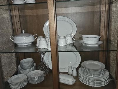 Nortiake China - Cumberland Pattern Compelte set for 8 plus additional pieces. Never used.