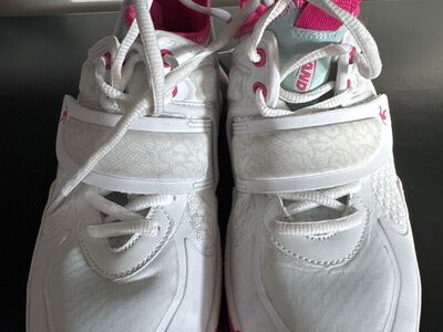 AND 1 Girls Basketball Shoes Size 4