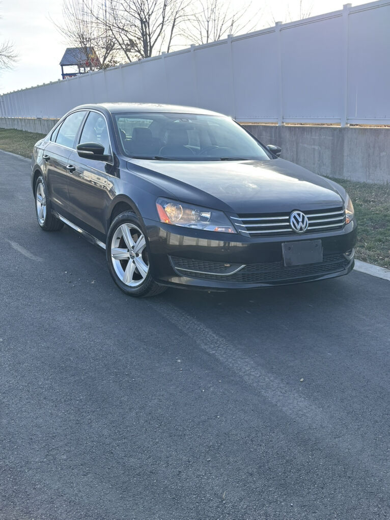 2013 VOLKSWAGEN PASSAT 2.5L SE