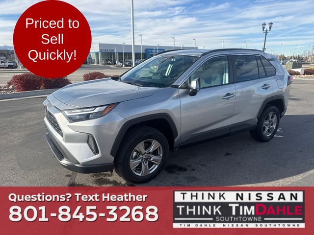 2024 Toyota RAV4 XLE