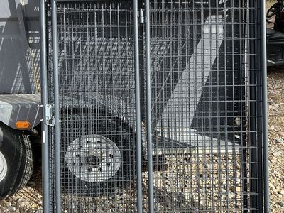 Retreiver Dog kennel