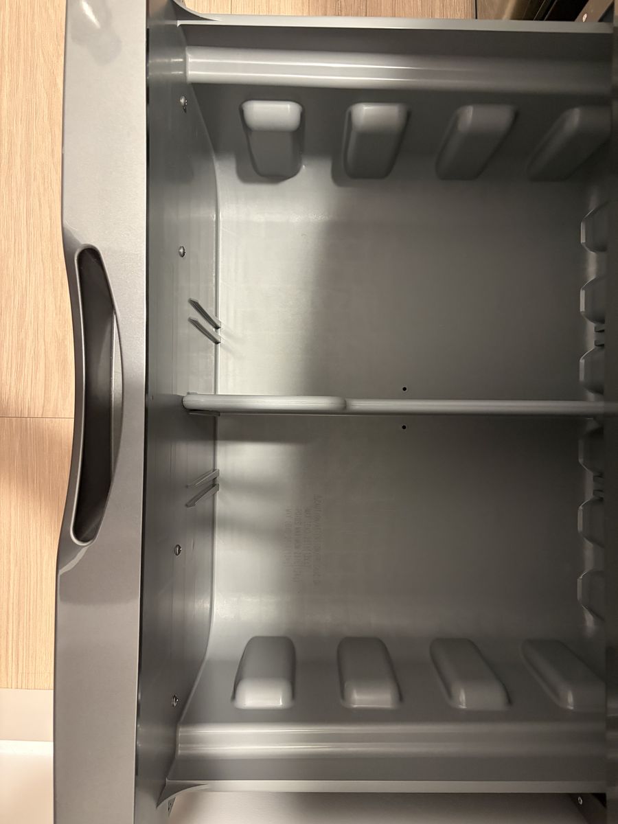 Main image 3