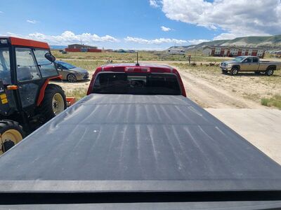 Toneau cover for a 2018 Chevy colorado with a 6 ft bed.