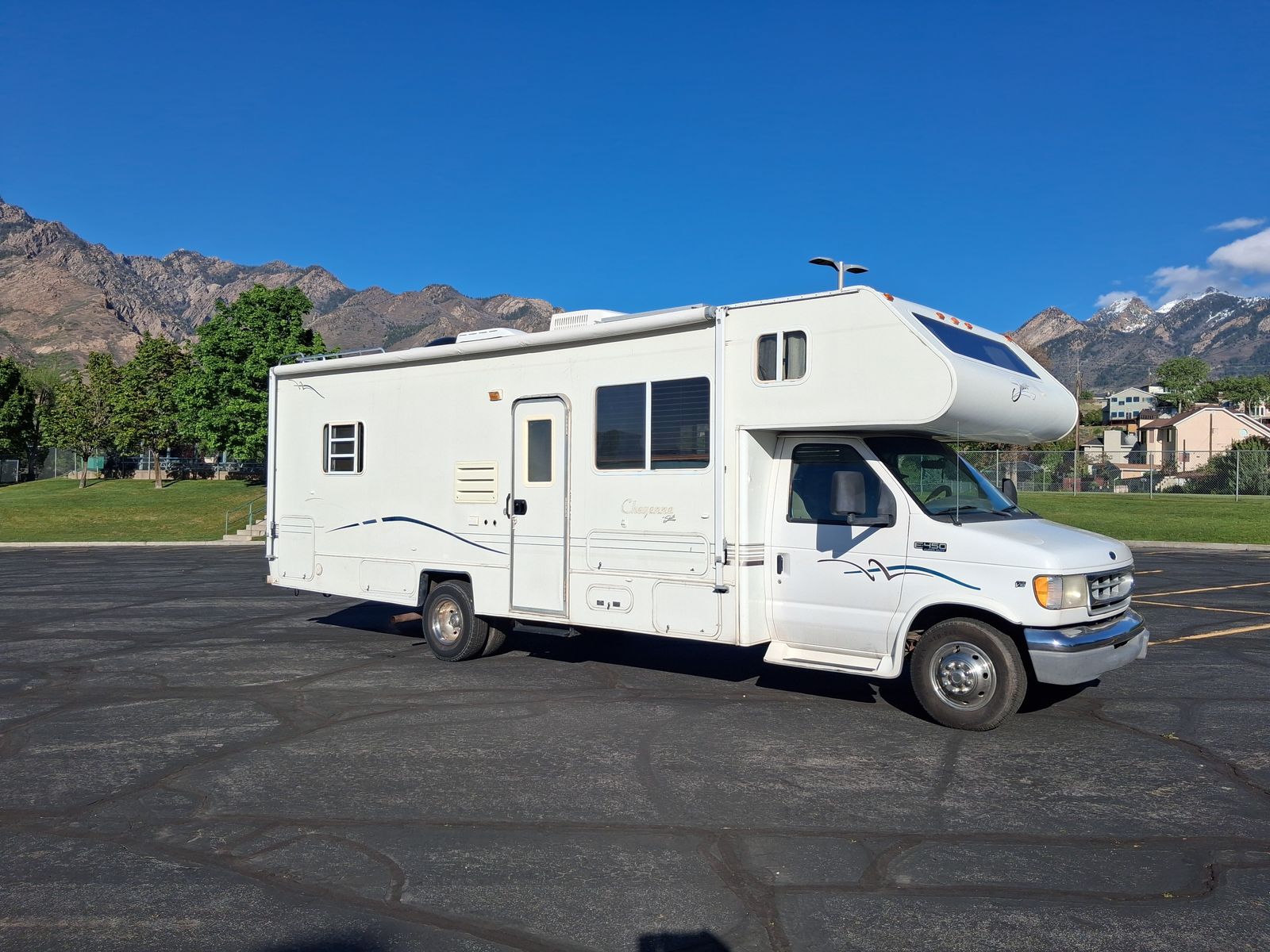 2000 Class C Motorhome