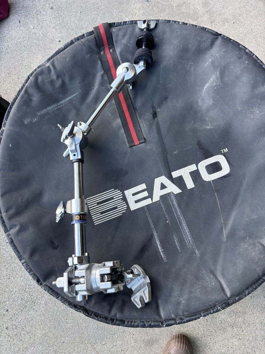 Yamaha short cymbal boom w/attachment