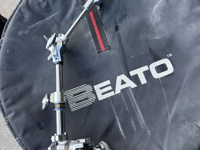 Yamaha short cymbal boom w/attachment