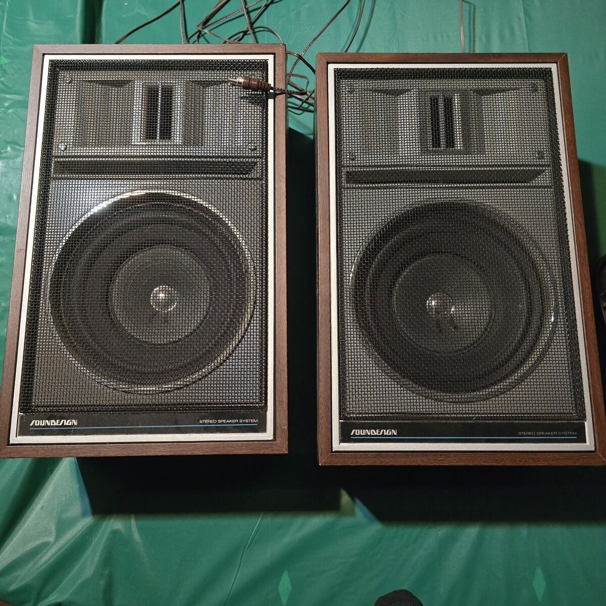 speakers