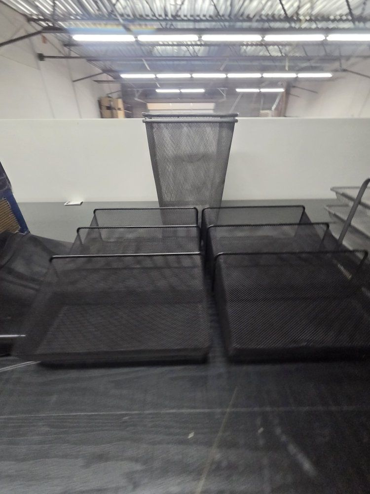 Main image 6